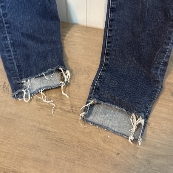 Frame Denim | Le Skinny de Jeanne Crop Dark Blue Jeans - distressed - 29 - Picture 3 of 6